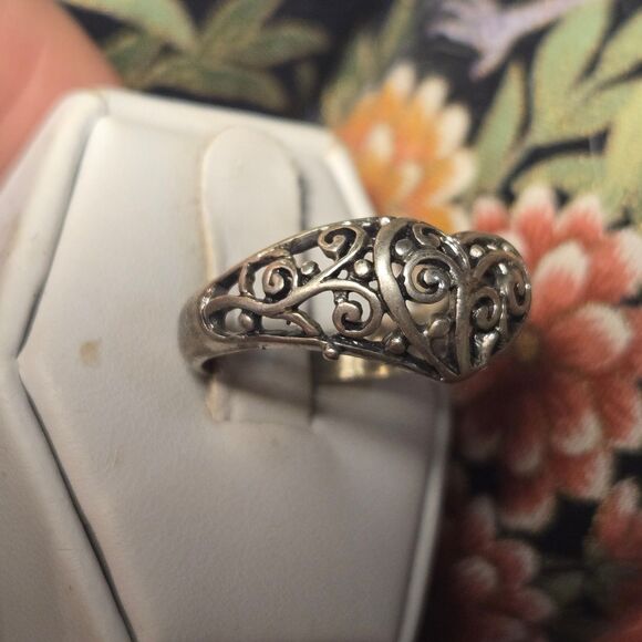 Vintage sterling silver ring sz 7.5 - Picture 2 of 6